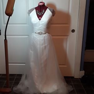Wedding dress